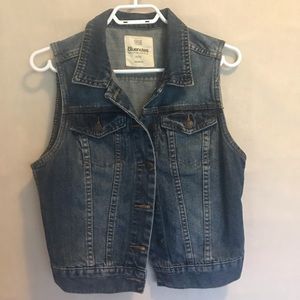Classic vintage looking Jean Vest - Medium
